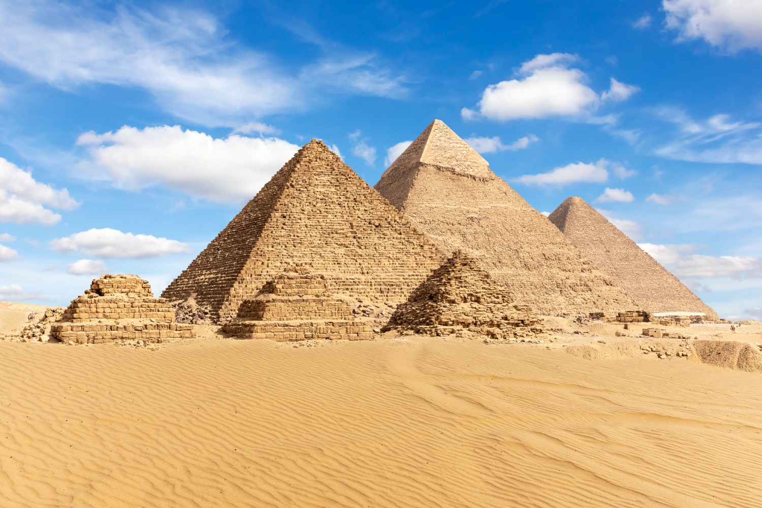 ギザのピラミッド群(Giza Pyramids)の画像